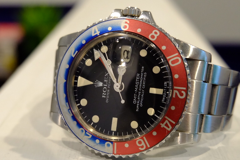 アンティークロレックス GMT-MASTER Ref.1675退色ベゼルの雰囲気