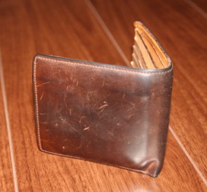 ガンゾ　財布