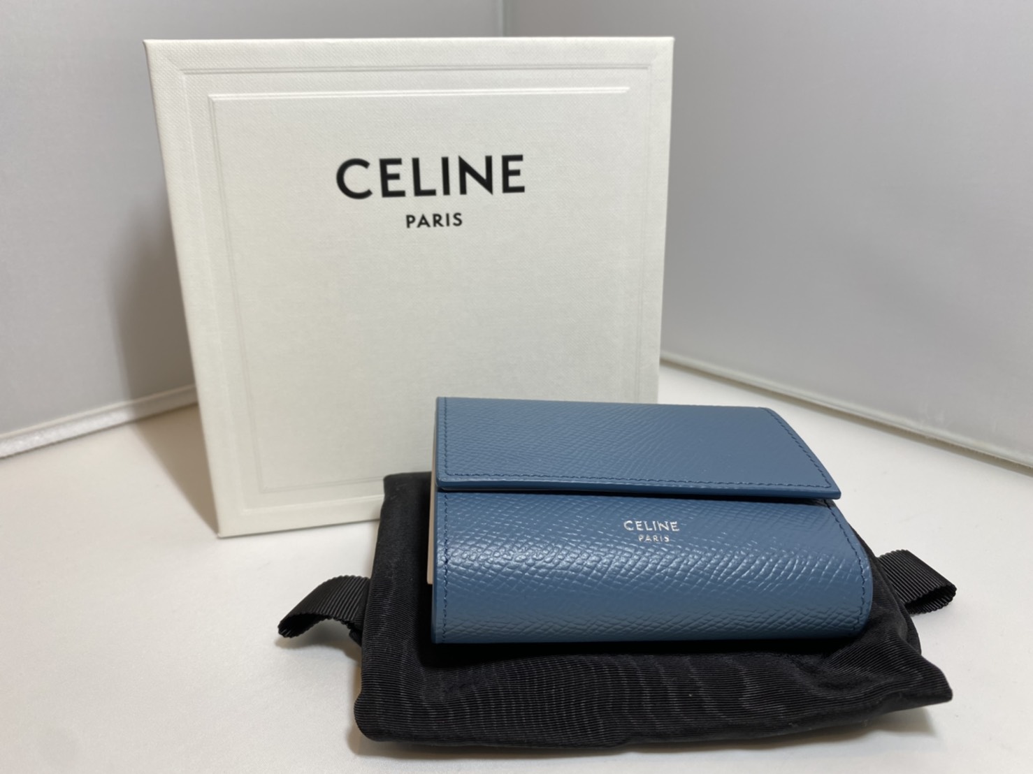 CELINE スモール財布 水色 | unimac.az